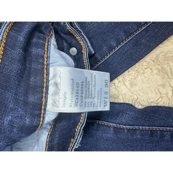KanCan classic medium to dark wash mid-rise skinny jeans Size 13/30 - Picture 3 of 4